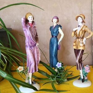 Elegant Vintage Figurine Set - Purple, Blue, Brown